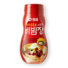 Charger l&#39;image dans la galerie, (샘표)샘표 동치미국물로 시원한 비빔장 360g
